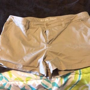 VS Eva Short